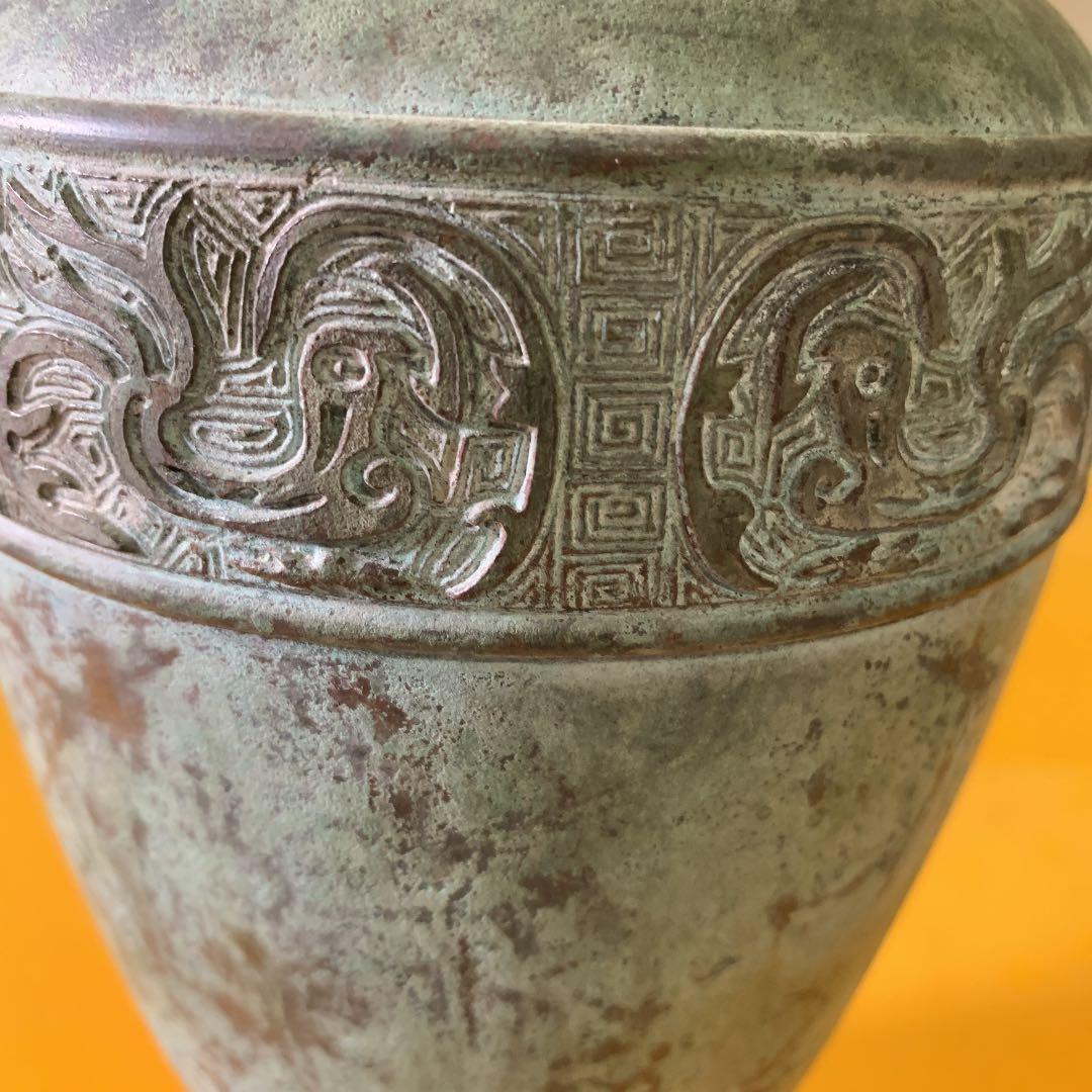 青銅花瓶