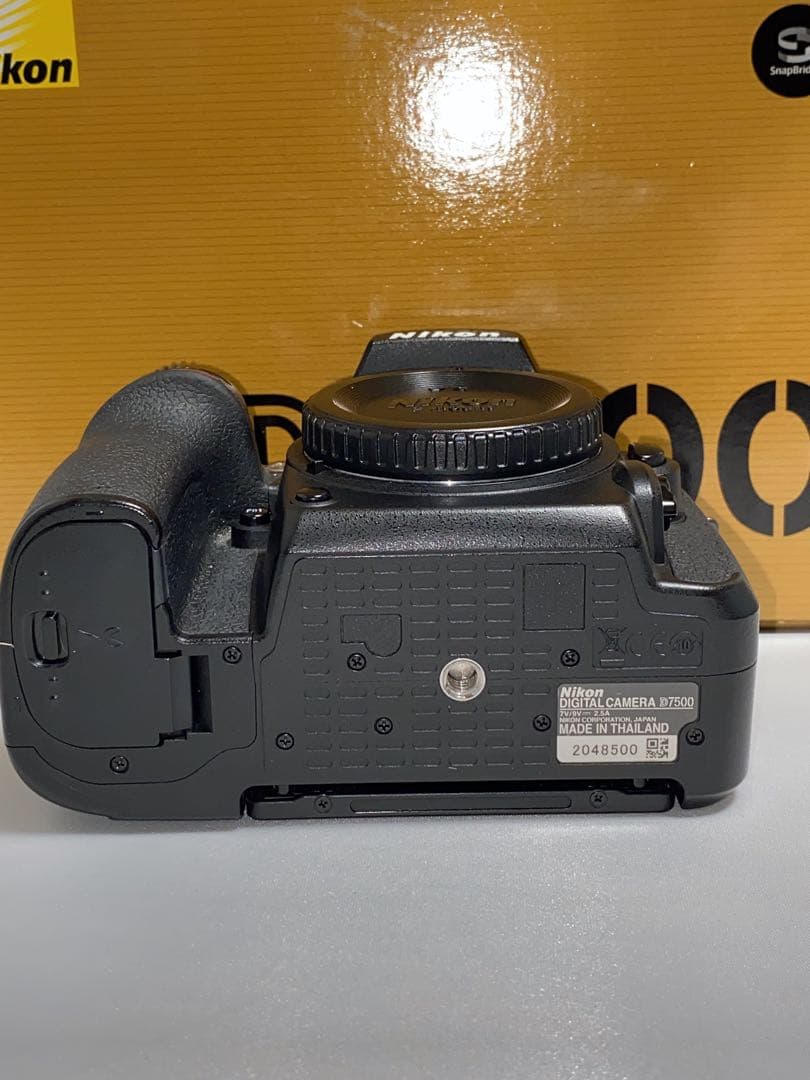 【美品】 Nikon D7500 ボディ 本体