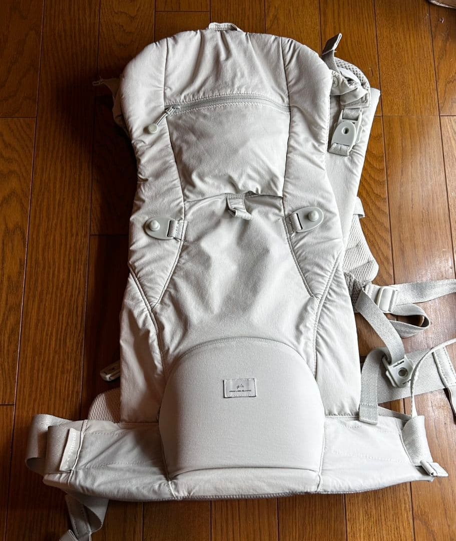 ベビーキャリアオン ピトレスク×ユナイテッドアローズ ベージュ