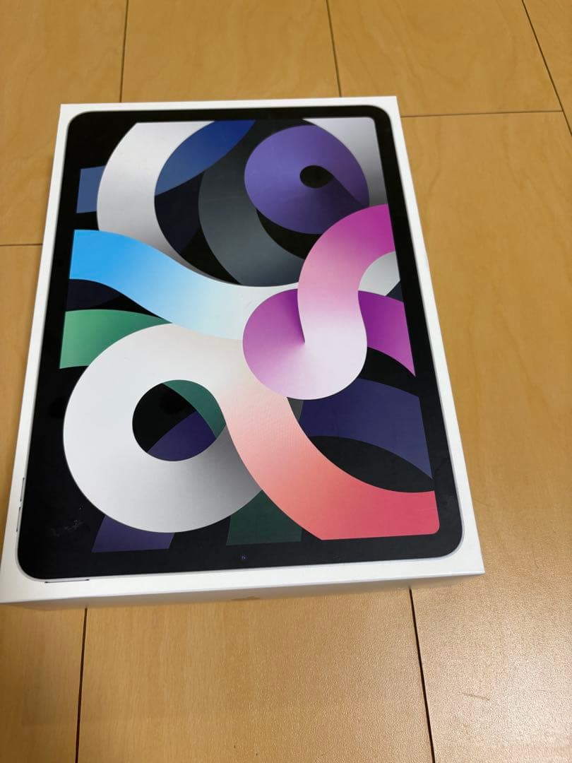 Apple iPad Air 第4世代　シルバー