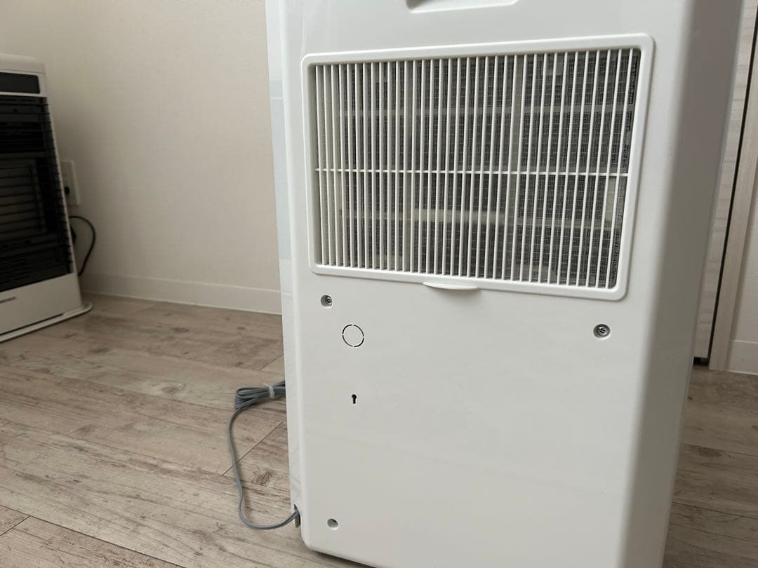 16　CORONA CDM-1022-AS 冷風衣類乾燥除湿機