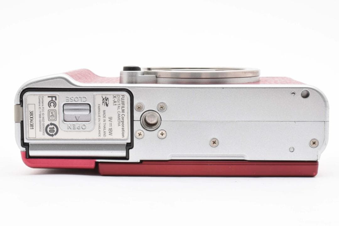 富士フイルム X-A1 ミラーレスデジタルカメラボディ レッド Fujifilm