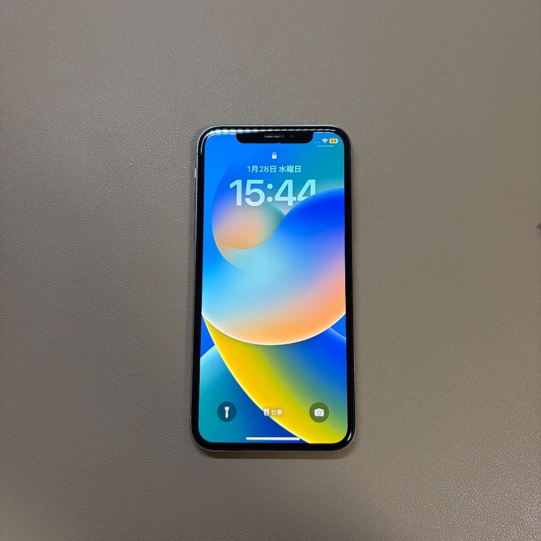 iPhone X シルバー 64GB (SIMロック解除済)