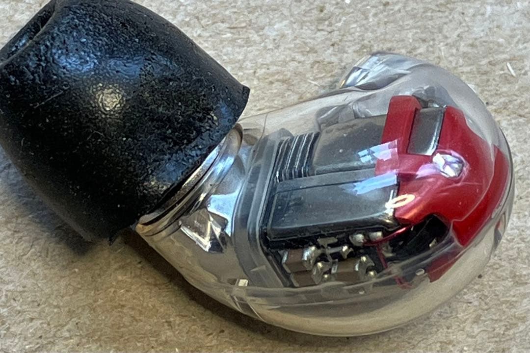 Shure シュア SE846 第一世代 有線イヤホン 中古綺麗品