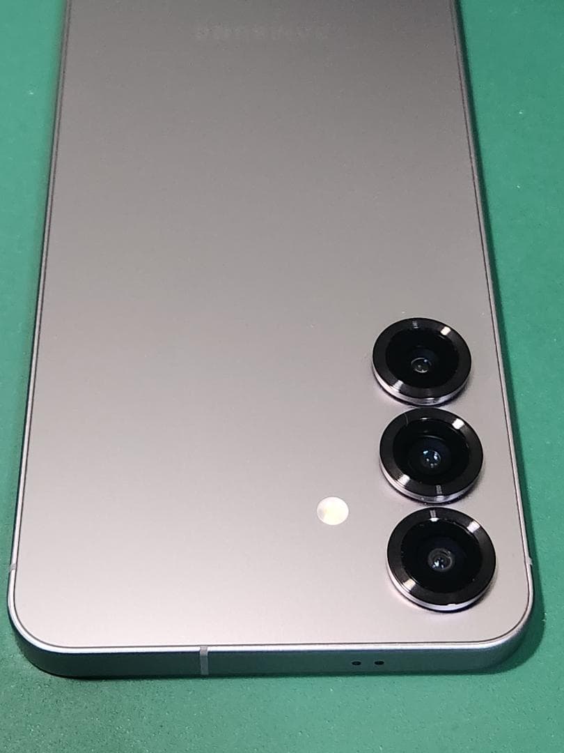 Samsung Galaxy S25 シルバー 国内版　SIMフリー