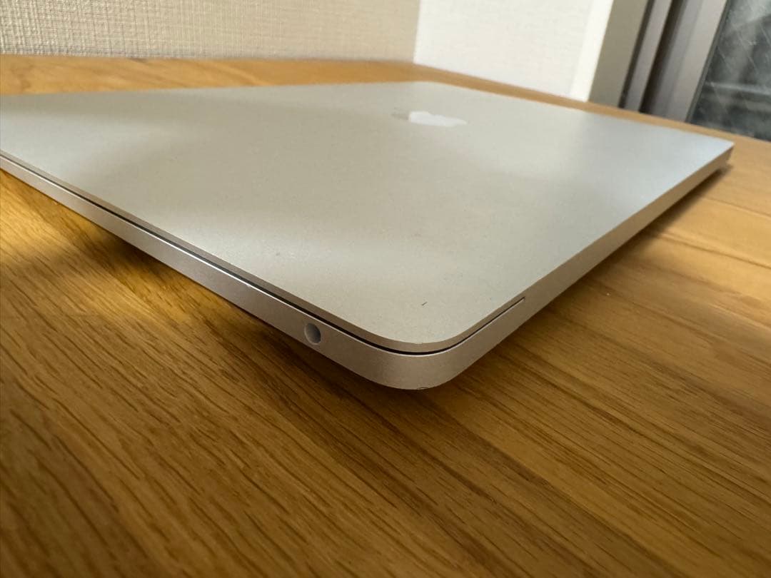Apple MacBook Air M1 （2020 ） シルバー