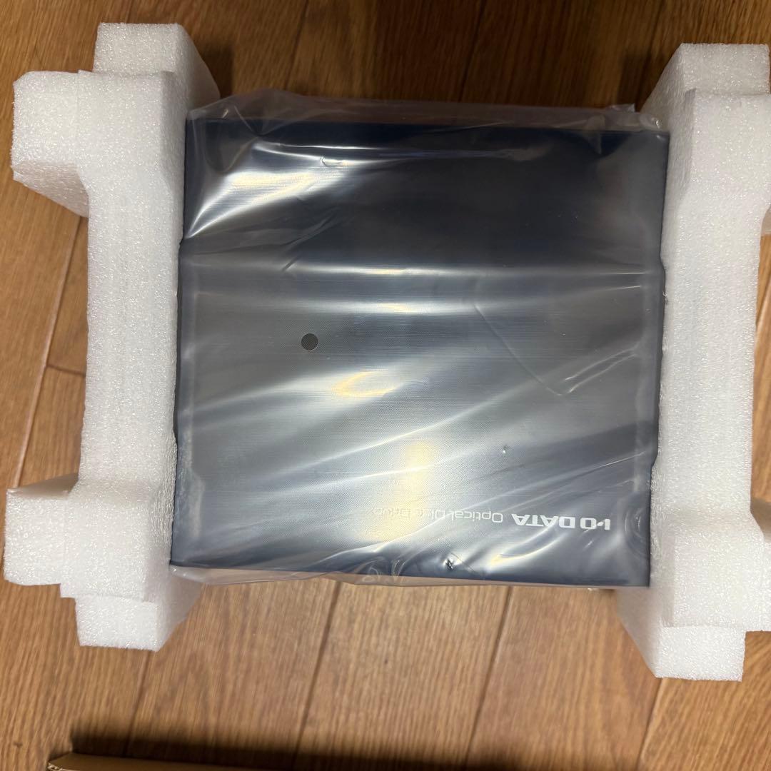 新品　I・Oデータ　外付型DVDドライブ DVR-UT24EZ