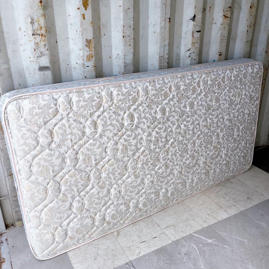 取付無料！シモンズ ビューティレスト エクストラハード シングルマットレス✨