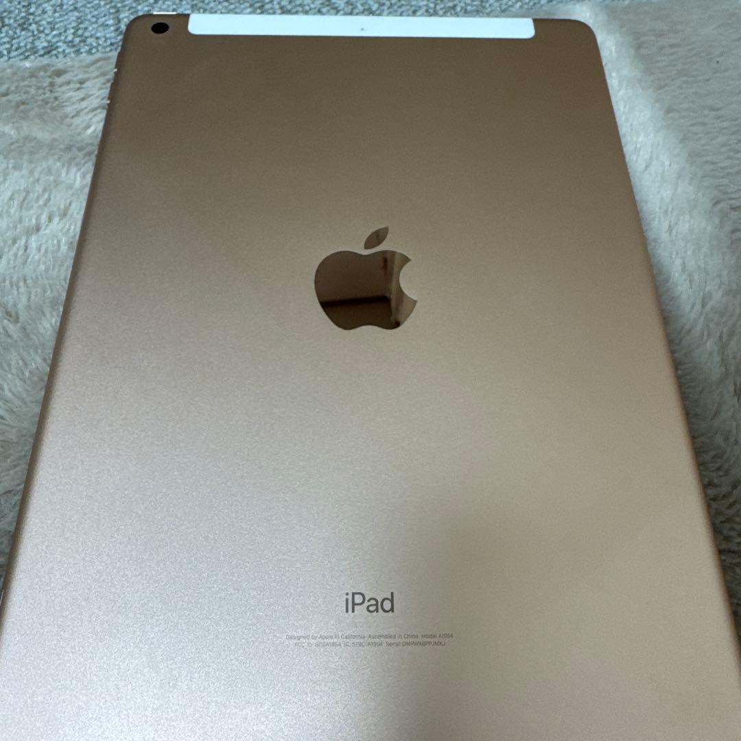 iPad (6世代) 32G Wi-Fi + Cellular9.7インチ