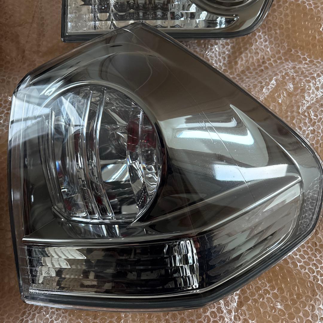 ハリアー30 純正テールランプセット　新車外し