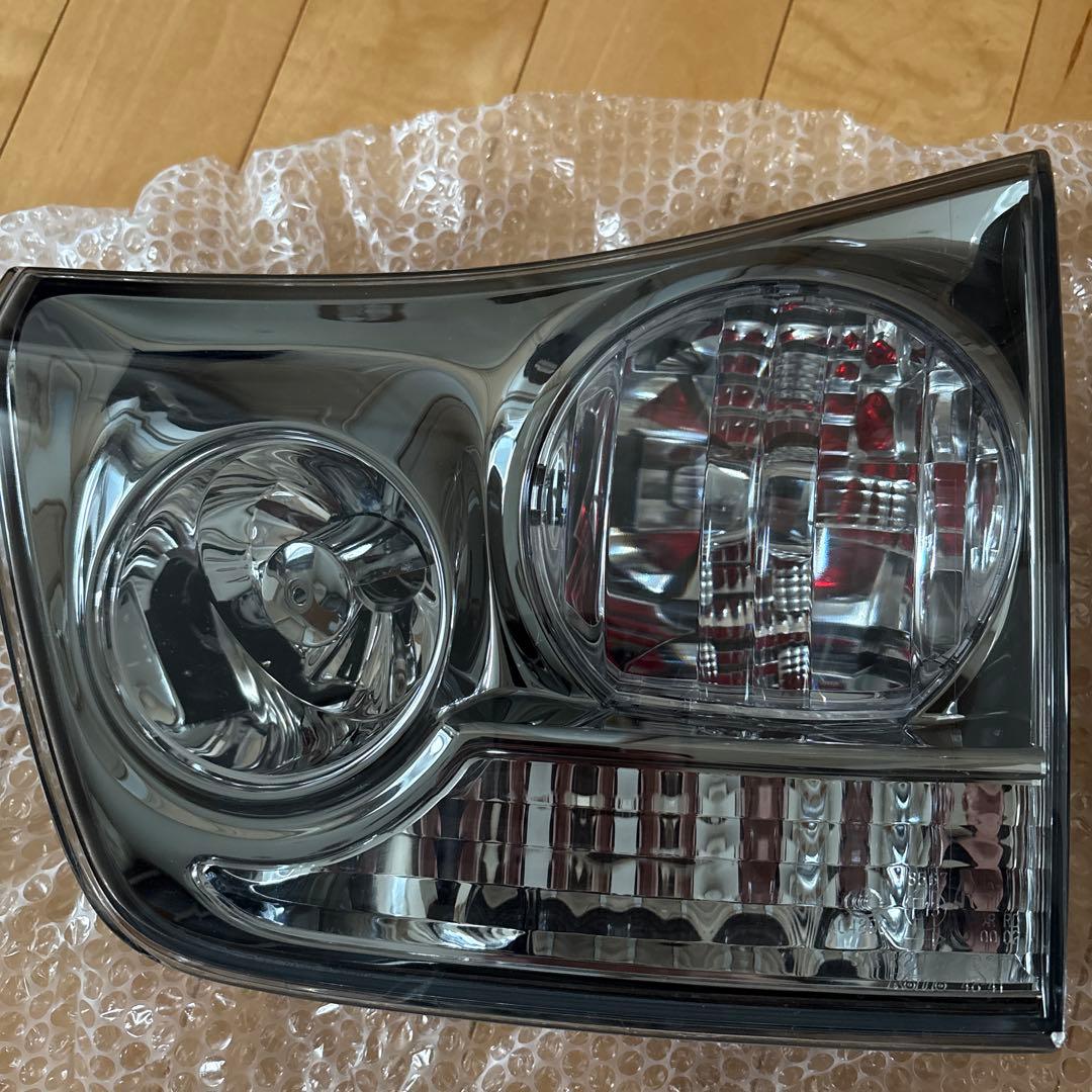 ハリアー30 純正テールランプセット　新車外し