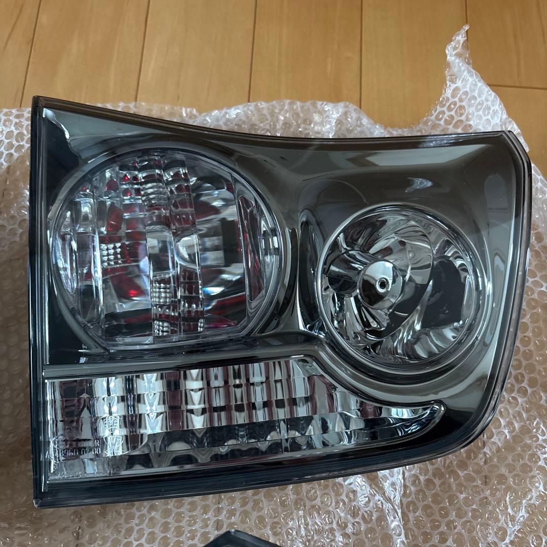 ハリアー30 純正テールランプセット　新車外し