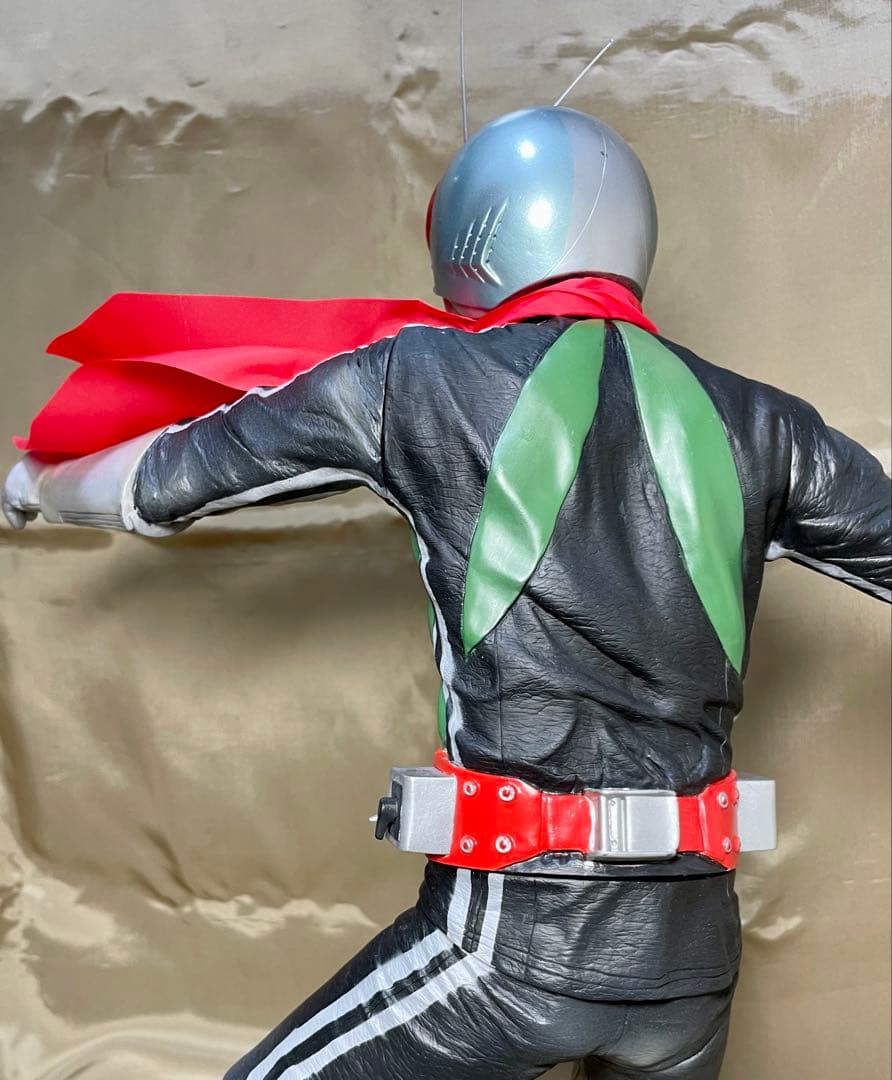 仮面ライダー新1号改造リペイント完成品(検索 海洋堂 メディコム 1/1マスク)