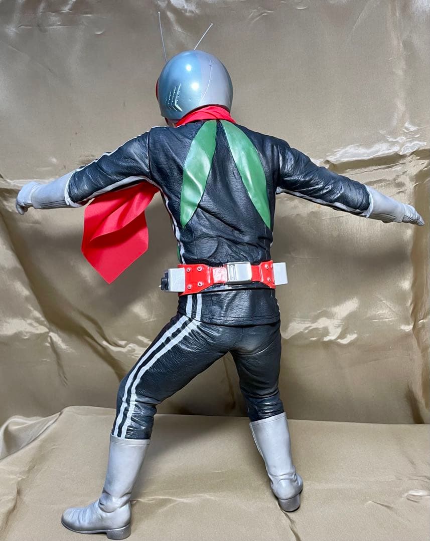 仮面ライダー新1号改造リペイント完成品(検索 海洋堂 メディコム 1/1マスク)