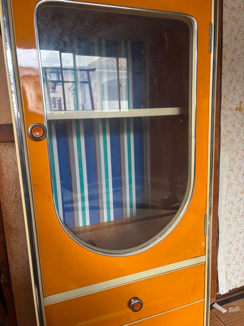 食器棚 昭和レトロ レトロポップ オレンジ イエロー キャビネット 収納棚 本棚