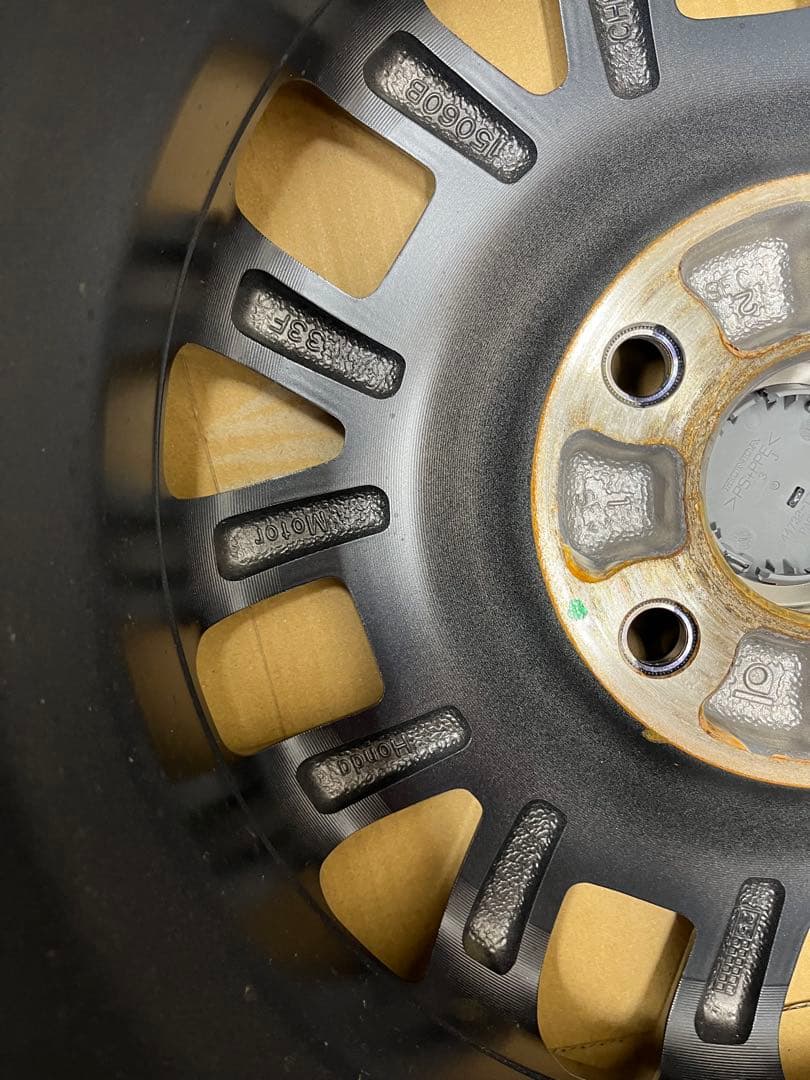 フリード15インチ 純正アルミホイール ２本①