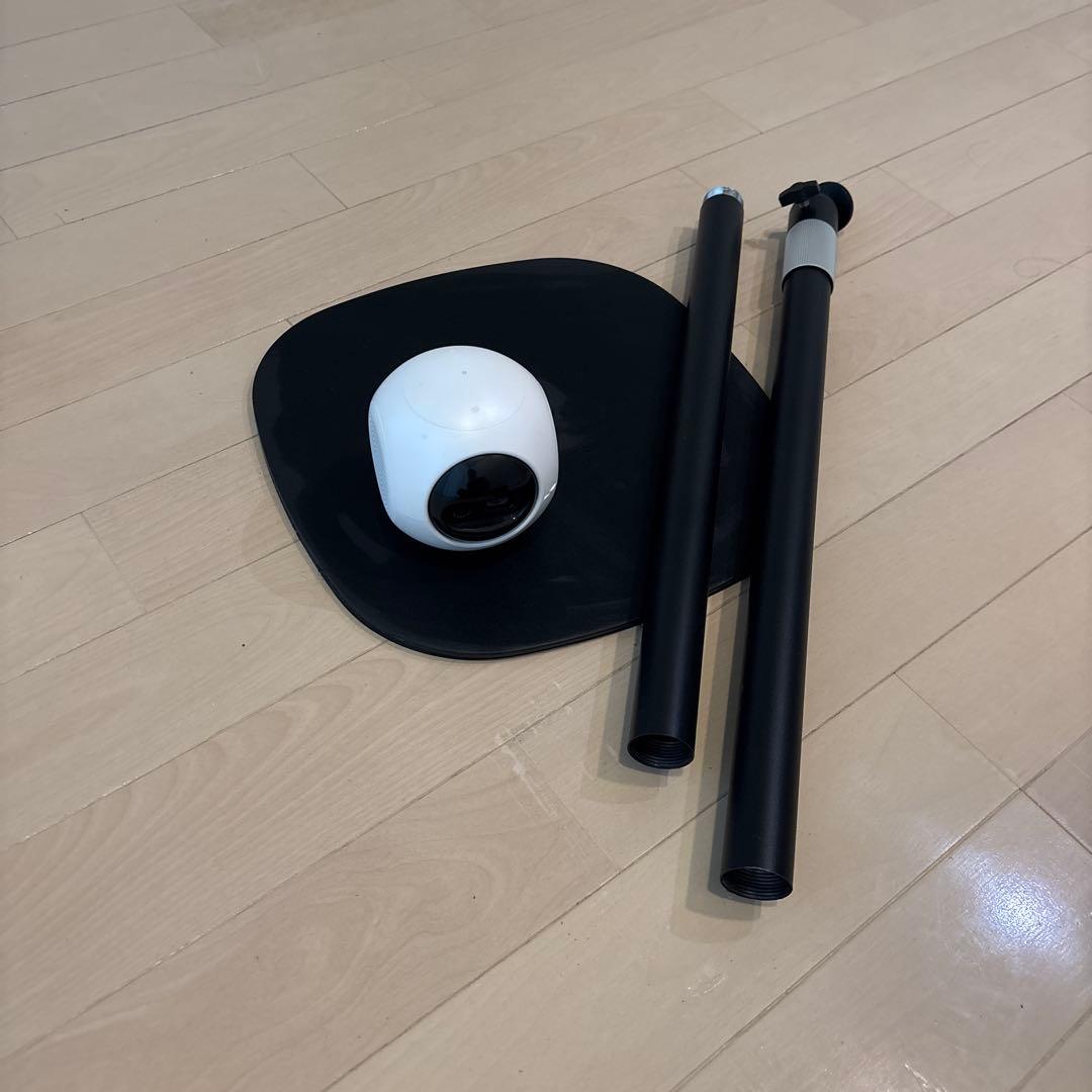 NEBULA Astro プロジェクター 本体　スタンド付き