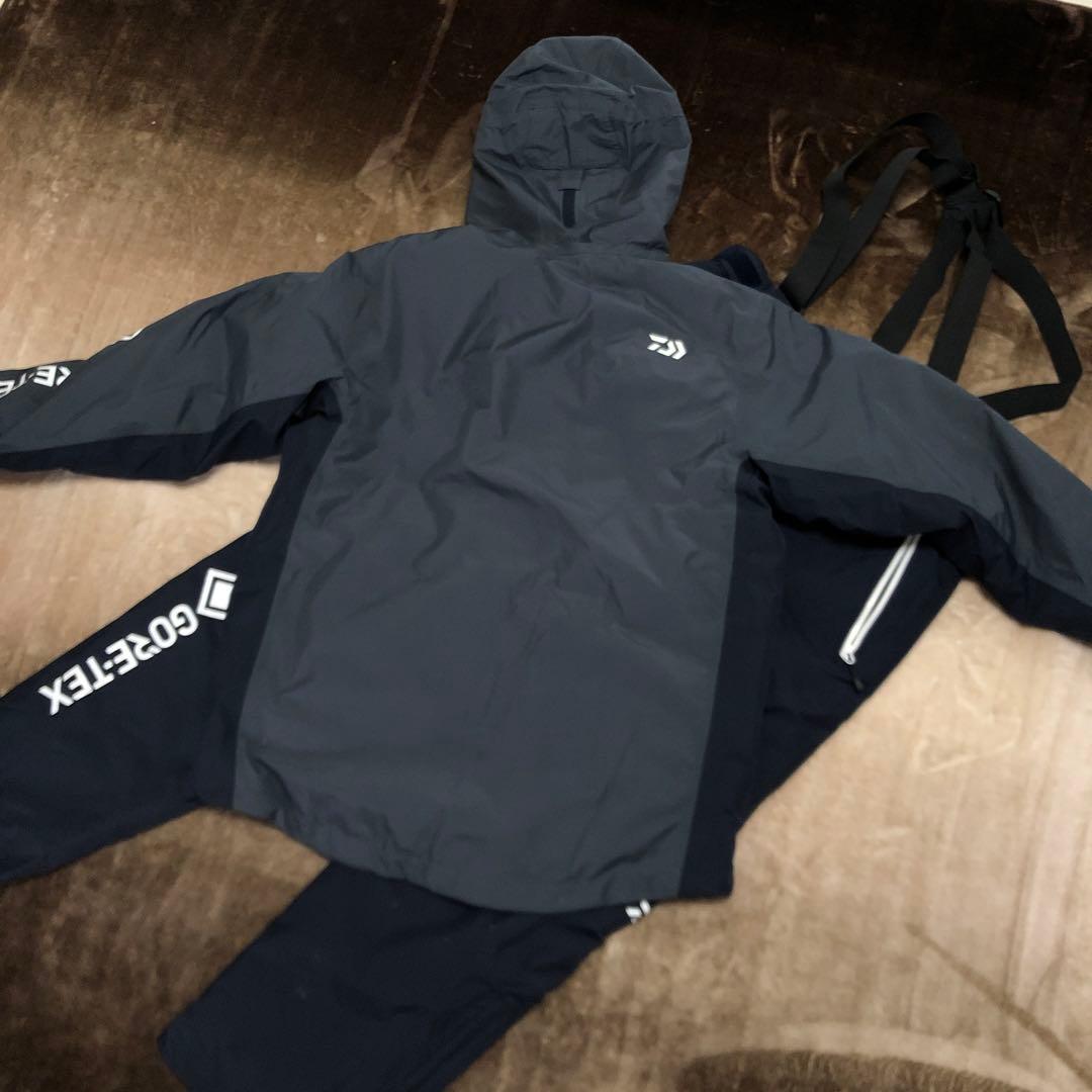 DAIWA GORE-TEX メンズL 上下セット　美品♫ 釣り　通勤　防寒