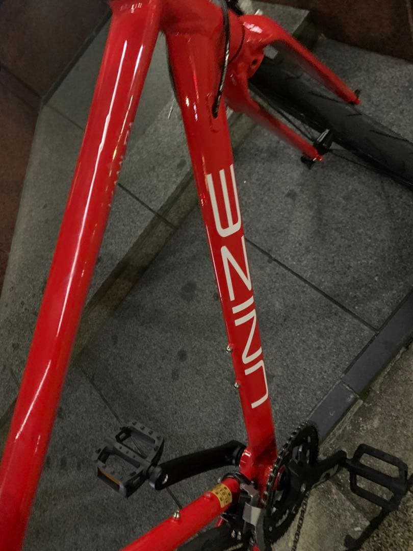 UNIZEレッド スポーツバイク