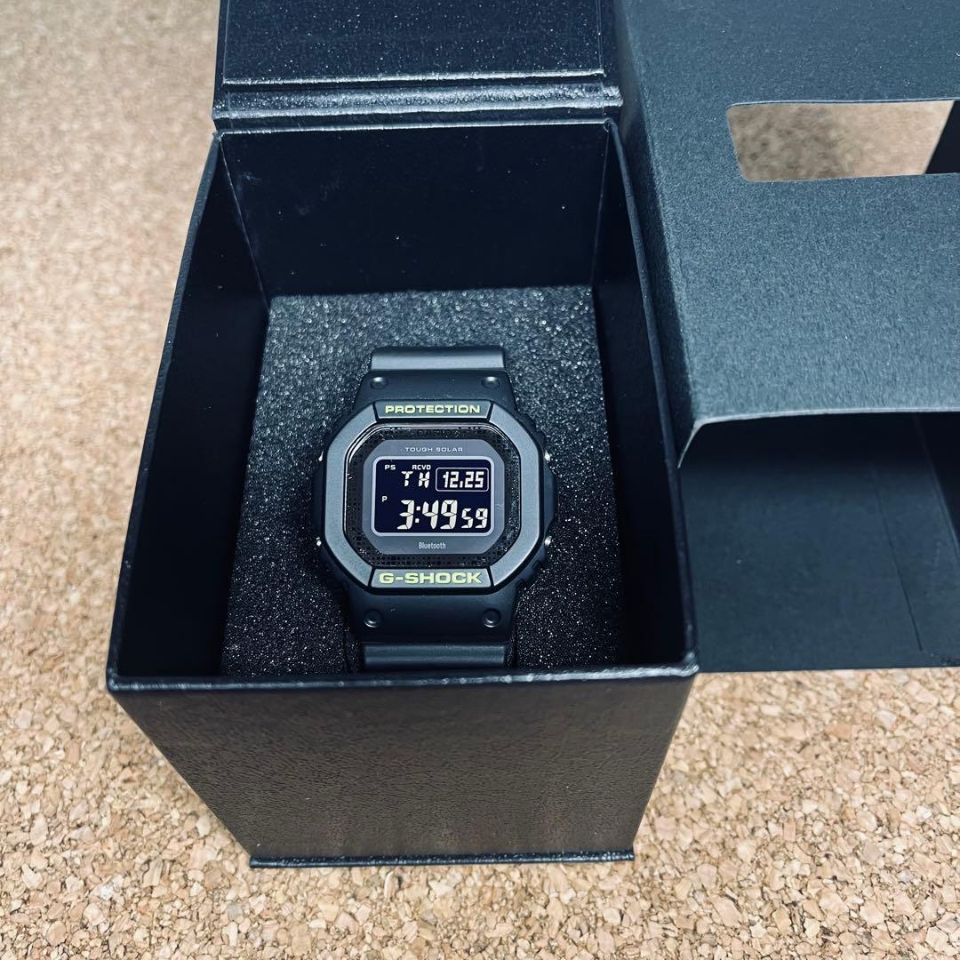 美品カシオGーSHOCK/GWーB5600 電波ソーラー／ブラック