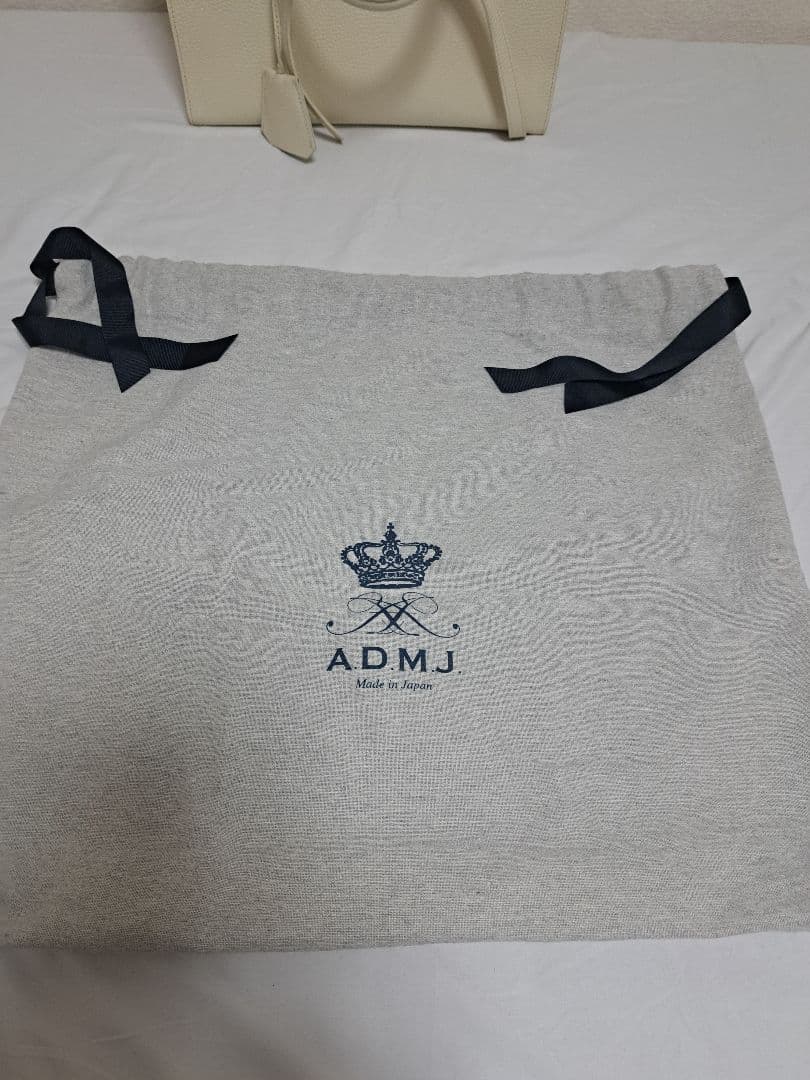 ADMJ アクセソワ バッグ オフホワイト レア コンクルージョン