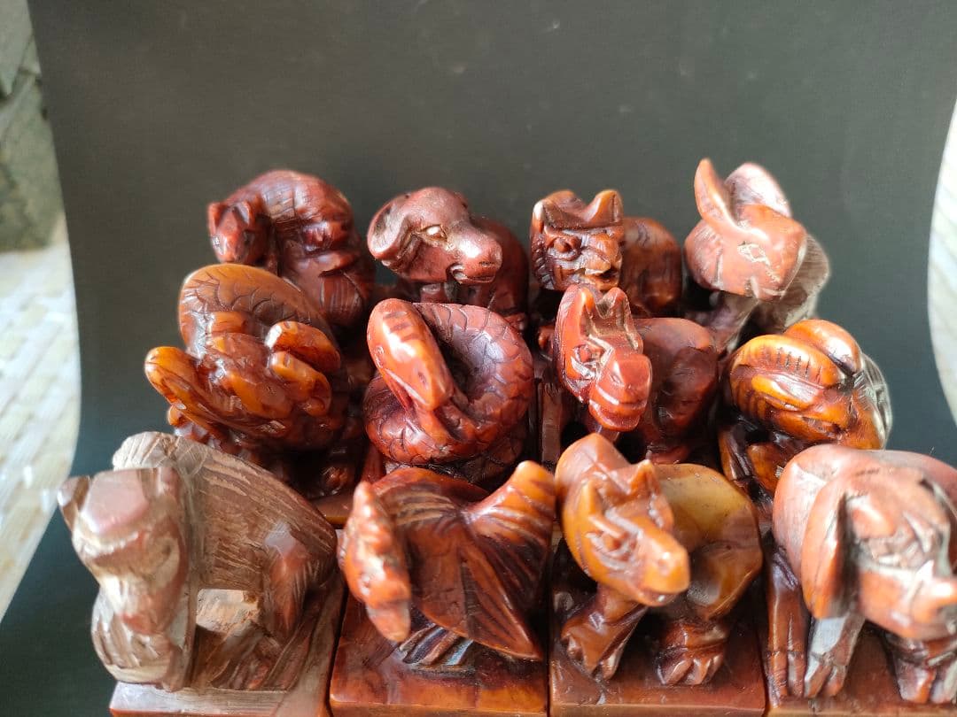 ●篆刻印材十二支 12本セット箱あり寿山石（芙蓉石）干支彫刻中国石印章書道具