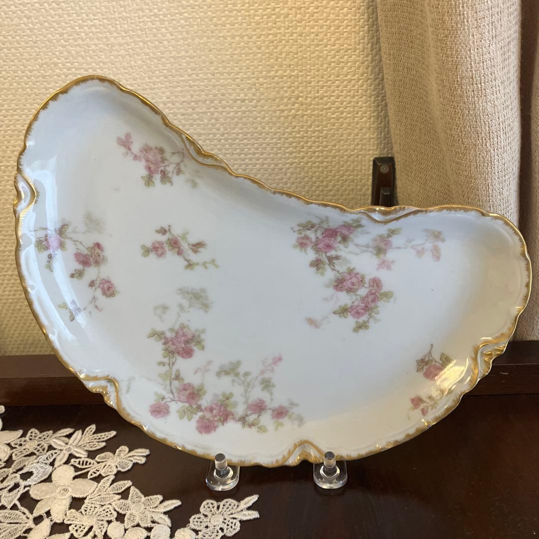 フランスアンティーク　アヴィランド　薔薇柄クレセント皿