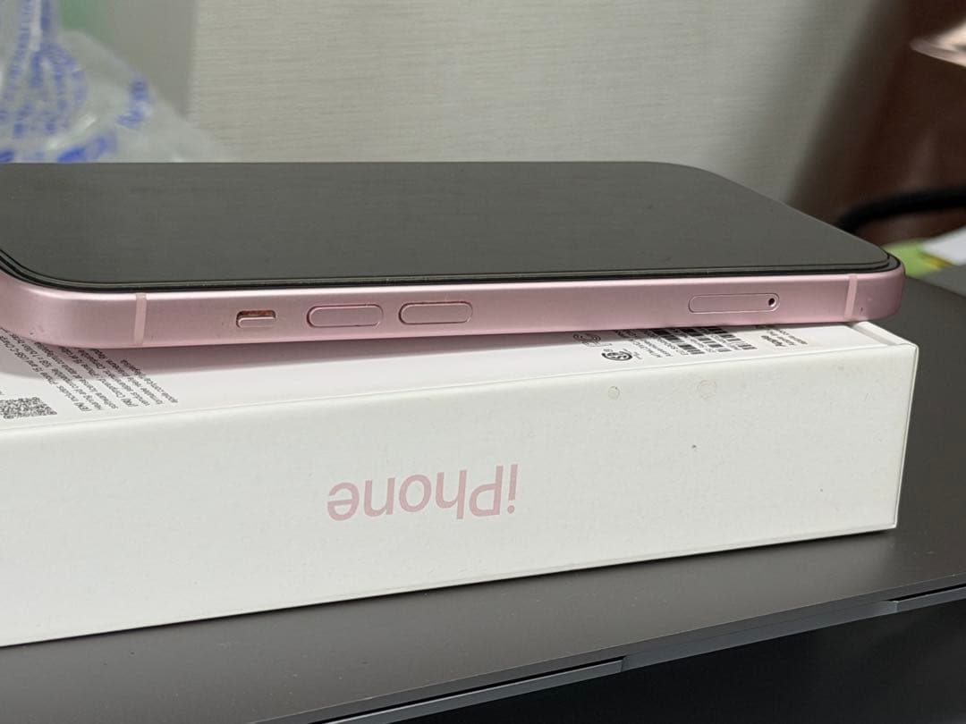 【無音カメラ&技適】Apple iPhone 15 128GB【カナダ版】