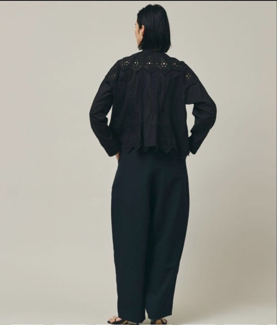 カレンソロジー　レースブラウス　ブラック