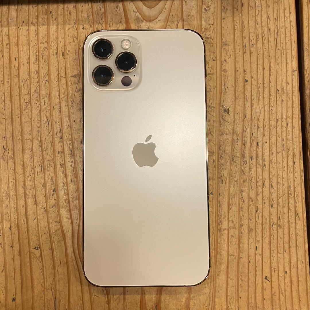 Apple iPhone 12 Pro ゴールド　本体