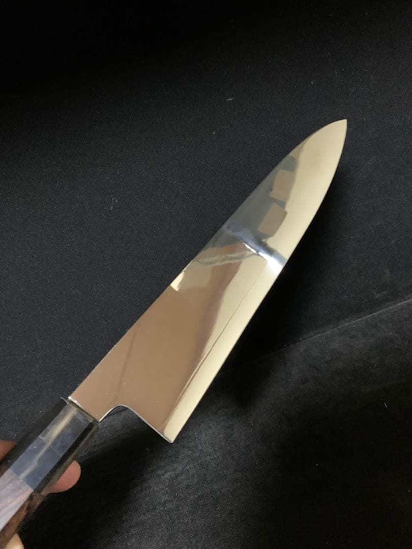 包丁　和牛刀　ハ寸　三枚打　両刃　鏡面研磨　切味抜群　箱付　未使用品