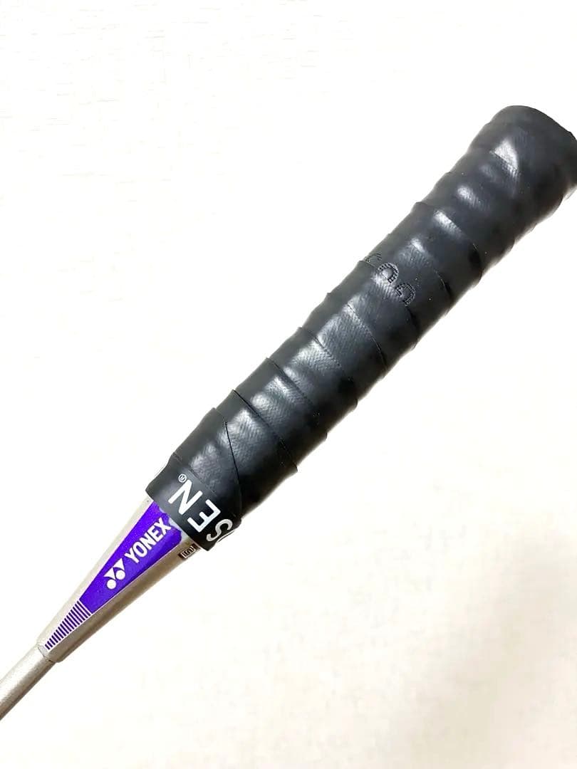 YONEX AEROTUS100 ヨネックス　エアロータスバドミントンラケット