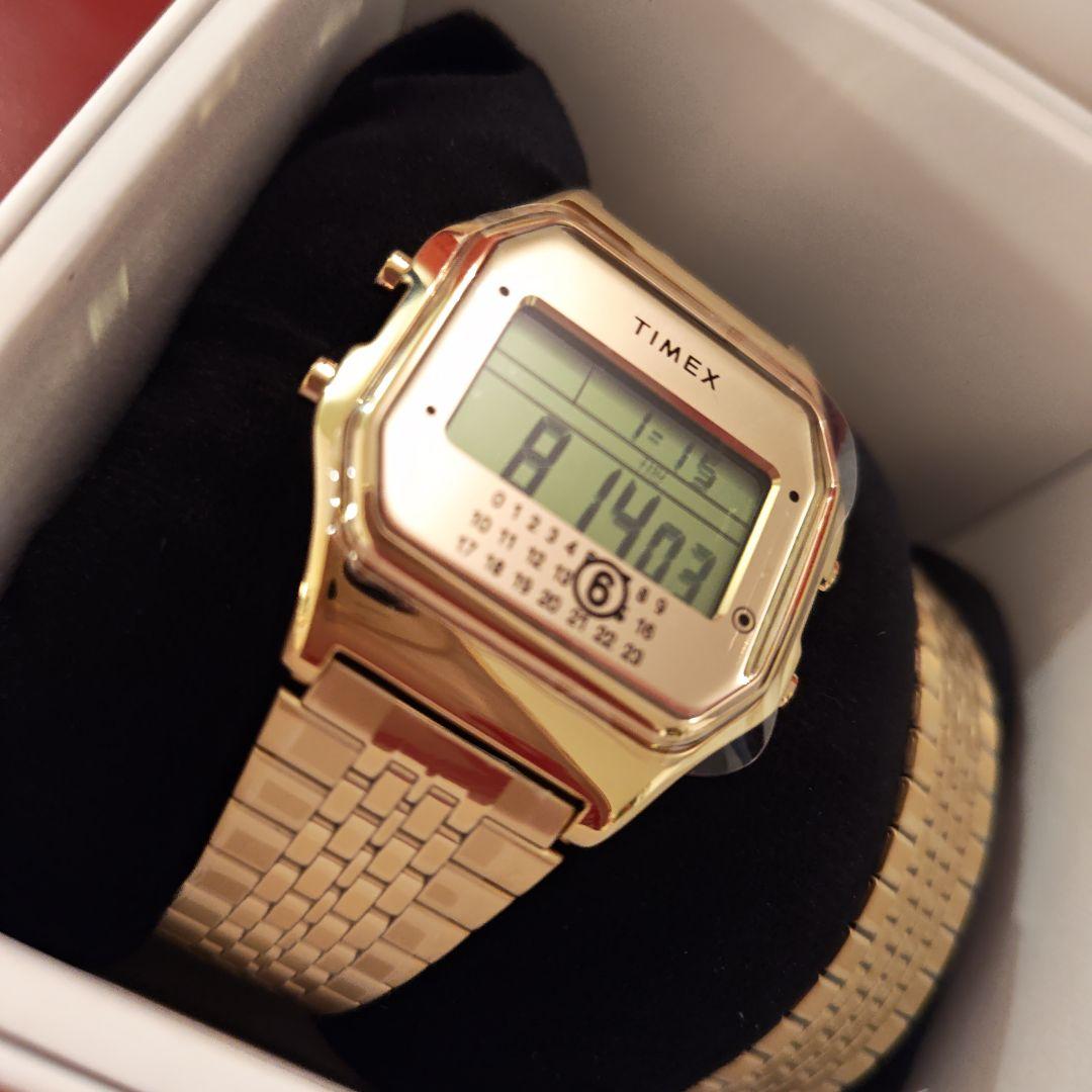 MM6 TIMEX ゴールド デジタル腕時計