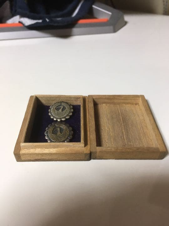 財務部員微章　ピンバッジ　創価学会　鶴丸紋