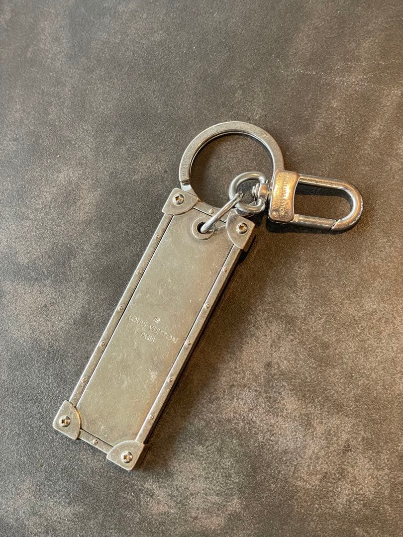 LOUIS VUITTON ルイヴィトン ポルト・クレ・マルプリズム