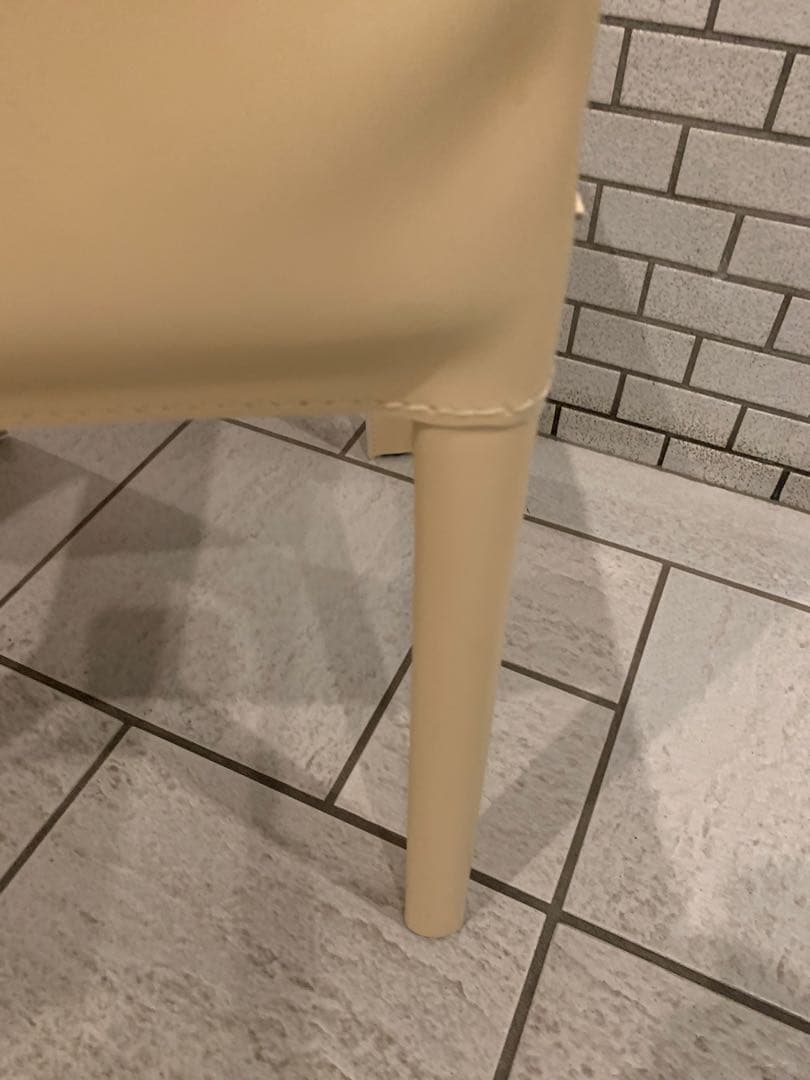 MADEイタリア製／Arper総本革アルペール2脚セット