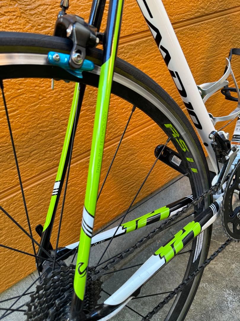 ロードバイク キャノンデール CAAD10 2015年　サイズ52