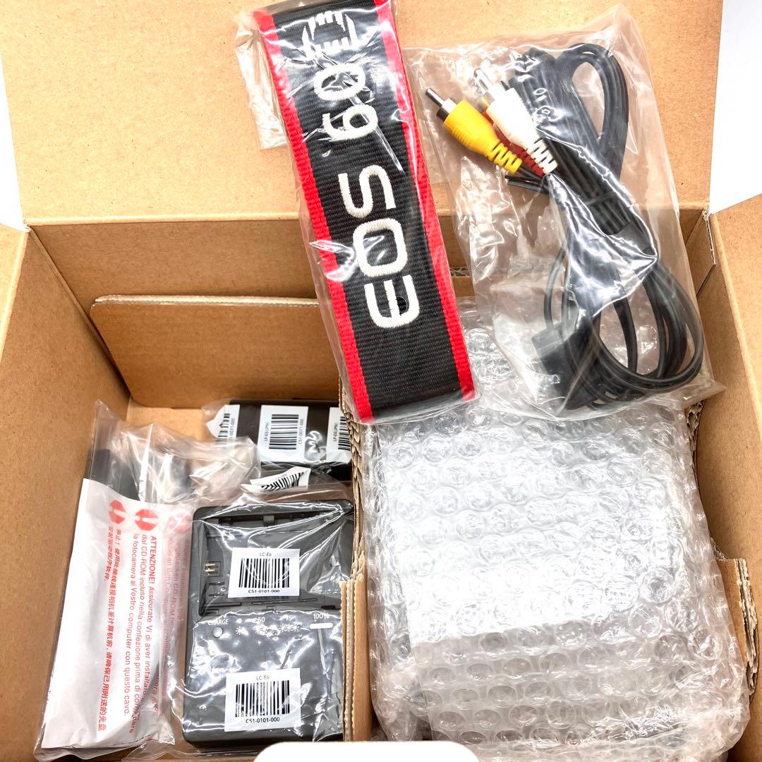 未使用品　Canon EOS 60D ボディ