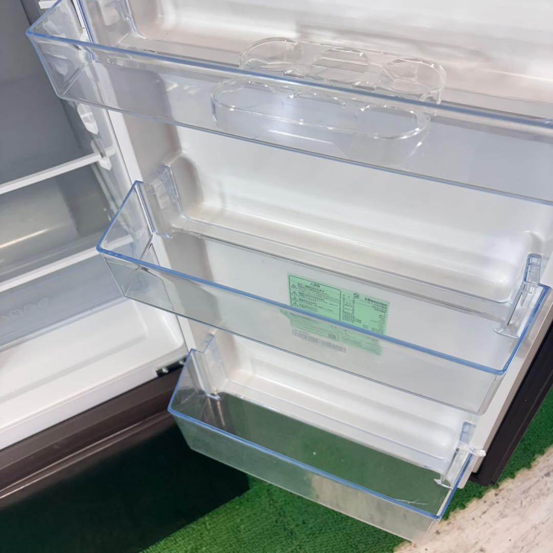 735 ブラックカラー　2023年製　冷蔵庫　100L〜200L 一人暮らし