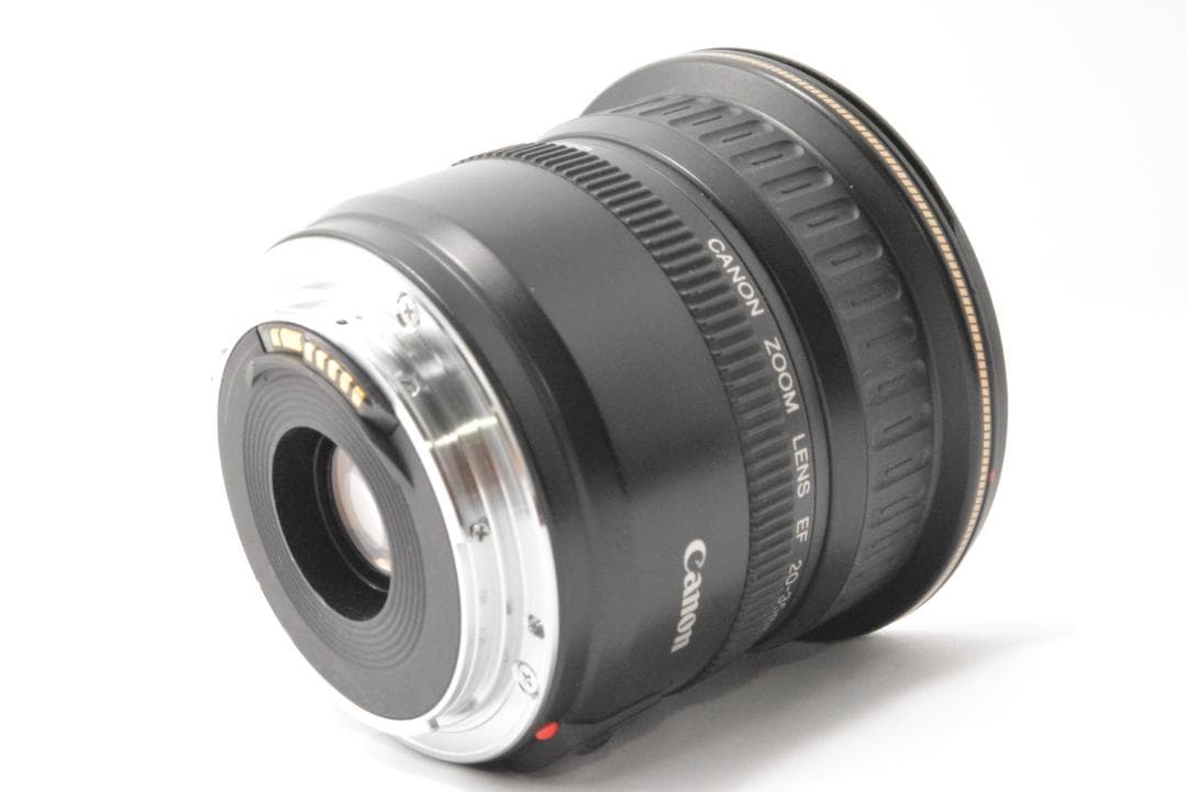 キャノン　Canon EF 20-35mm F3.5-4.5 USM