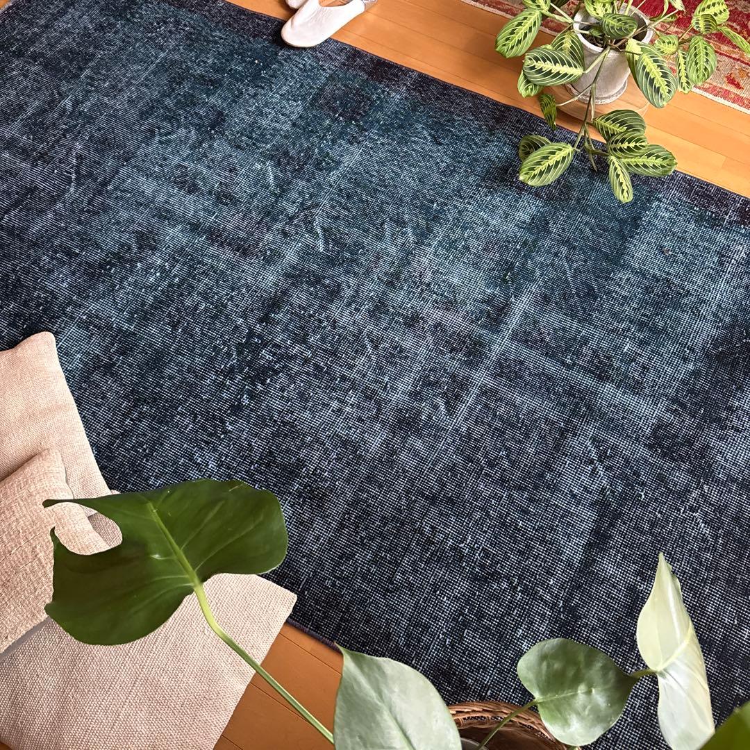 貴重110×198 デニムブルー藍色オーバーダイ　トルコヴィンテージラグ