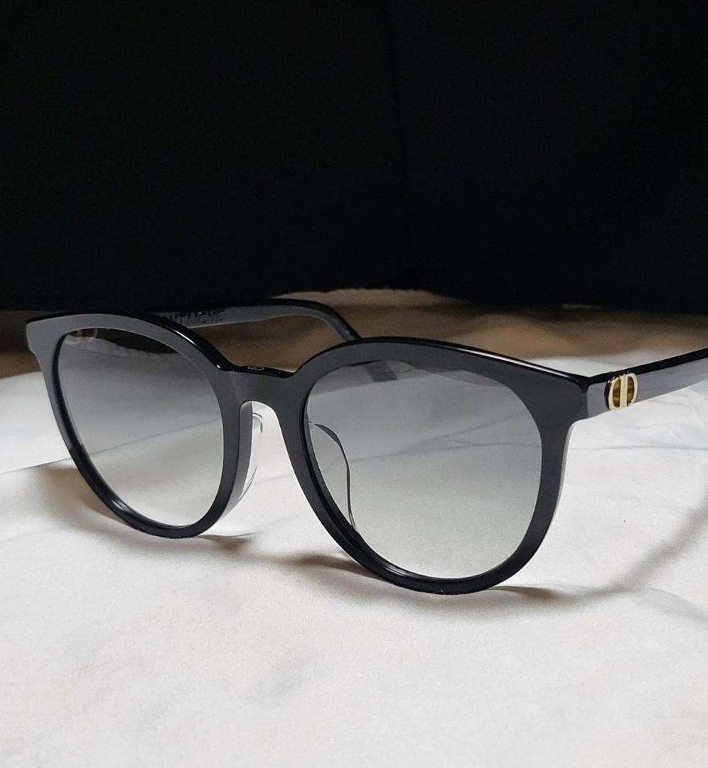 ◆Christian Dior◆サングラス　30Montaigne Mini