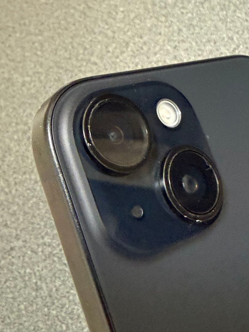 Apple iPhone 15 本体　128gb スマホ