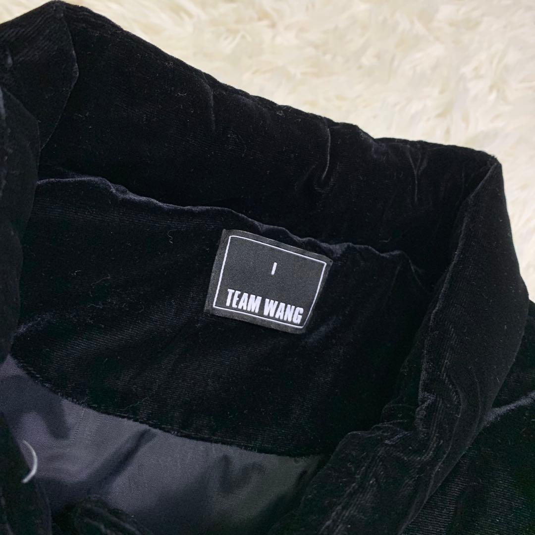 トップス TEAM WANG PRINTED LOGO VELVET DOWN VEST