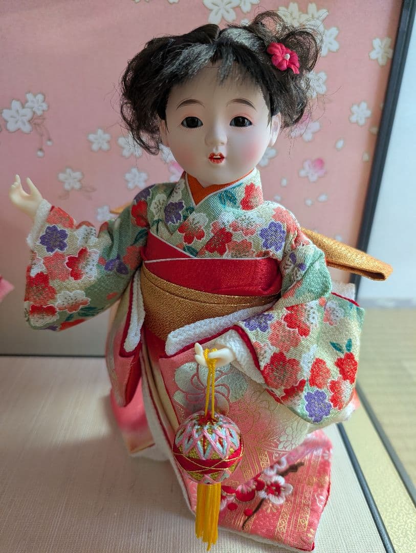 日本人形 伝統的な和服 2体セット