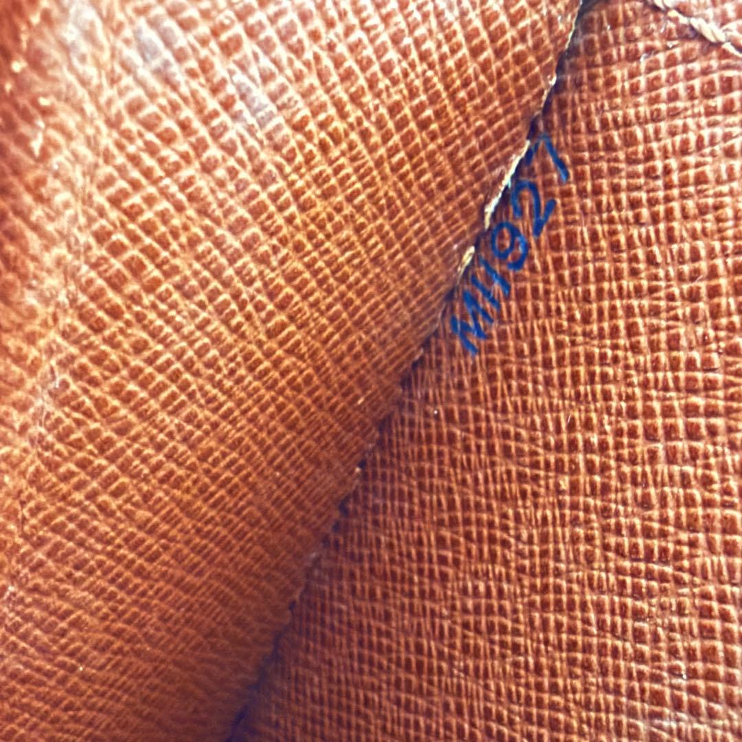 ■美品■LOUIS VUITTONルイヴィトン ビジネスバッグ エピ コンセイエ