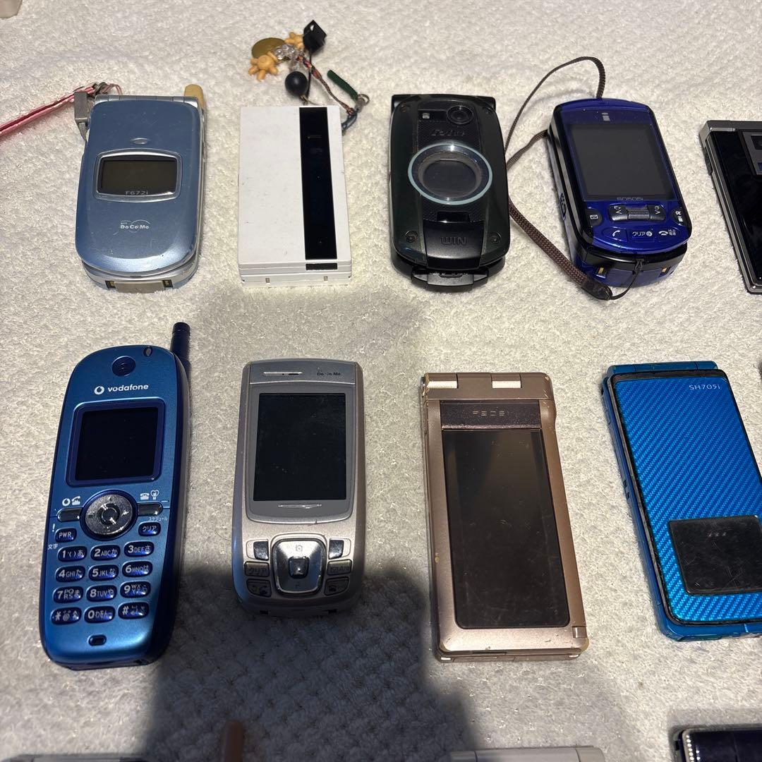 ガラケー　スマホ　レトロ携帯　本体まとめ売りセット スマホまとめ売り20台