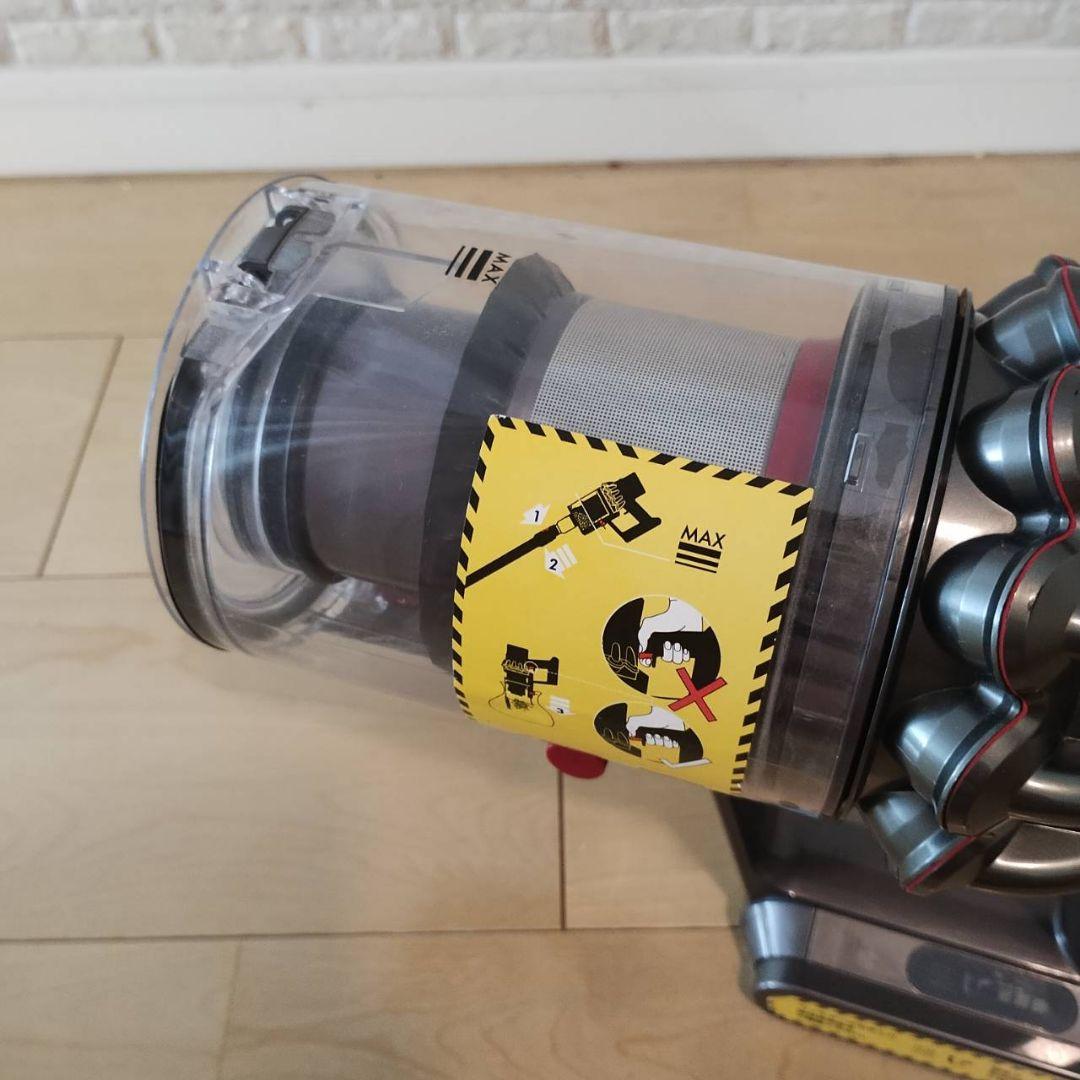 ダイソン　sv12　コードレス掃除機