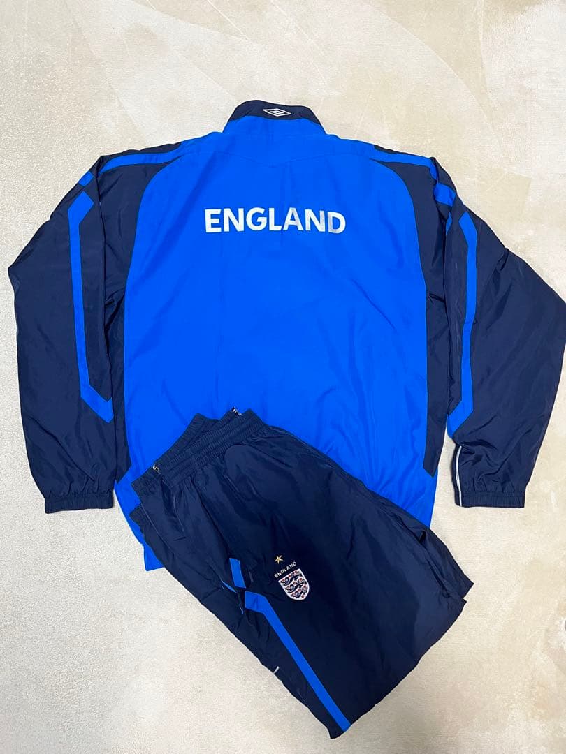 希少　アンブロ　イングランド代表　ナイロンジャージXL セットアップ上下セット