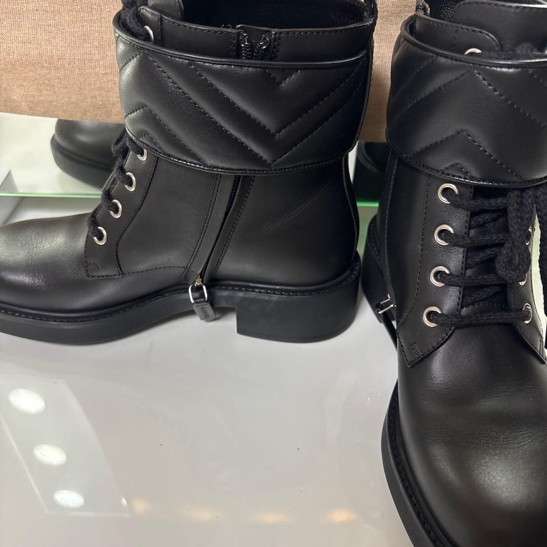 ブラックレザー GGロゴ ブーツ